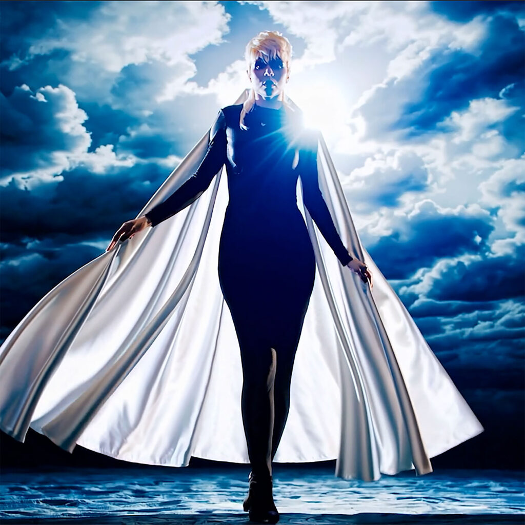 Crystal_Waters_superhero_2
